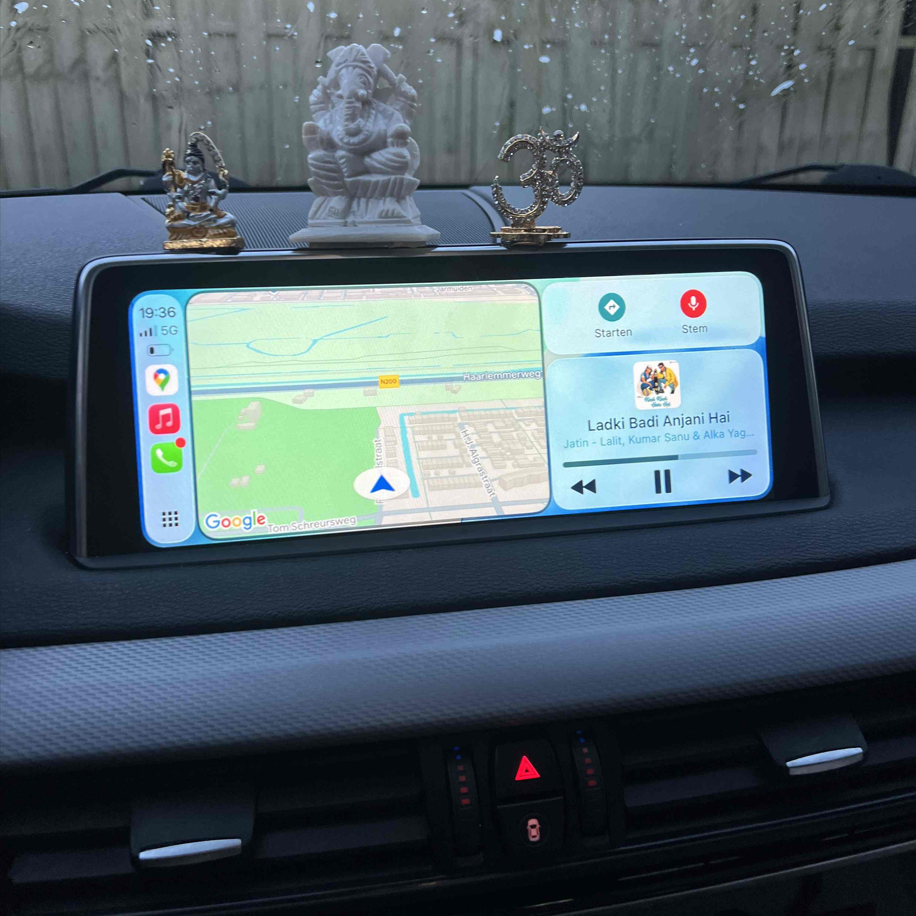 BMW CarPlay laten monteren in Eindhoven BMW met draadloze Apple CarPlay in Eindhoven