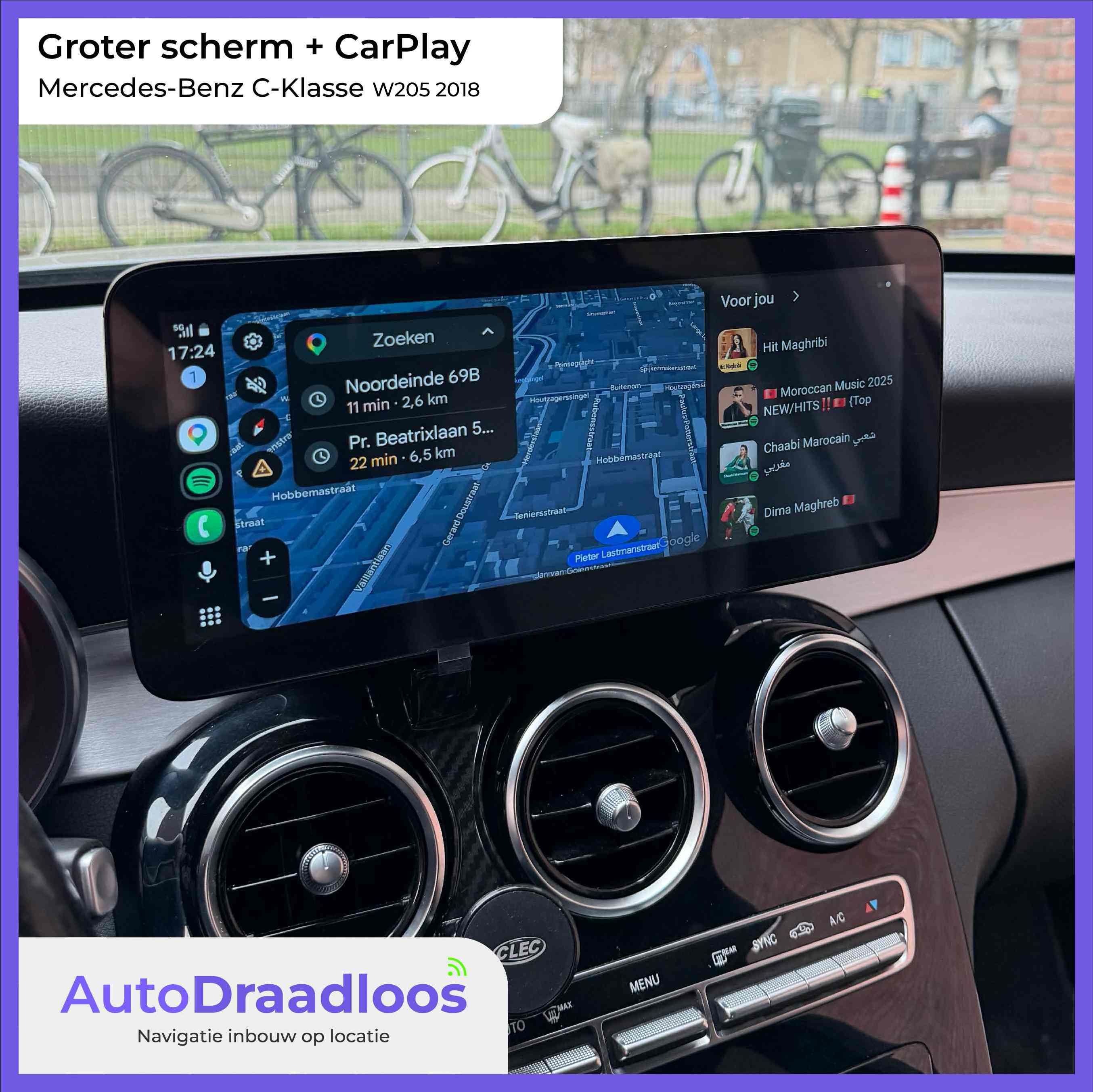 CarPlay met groter scherm in een C-Klasse