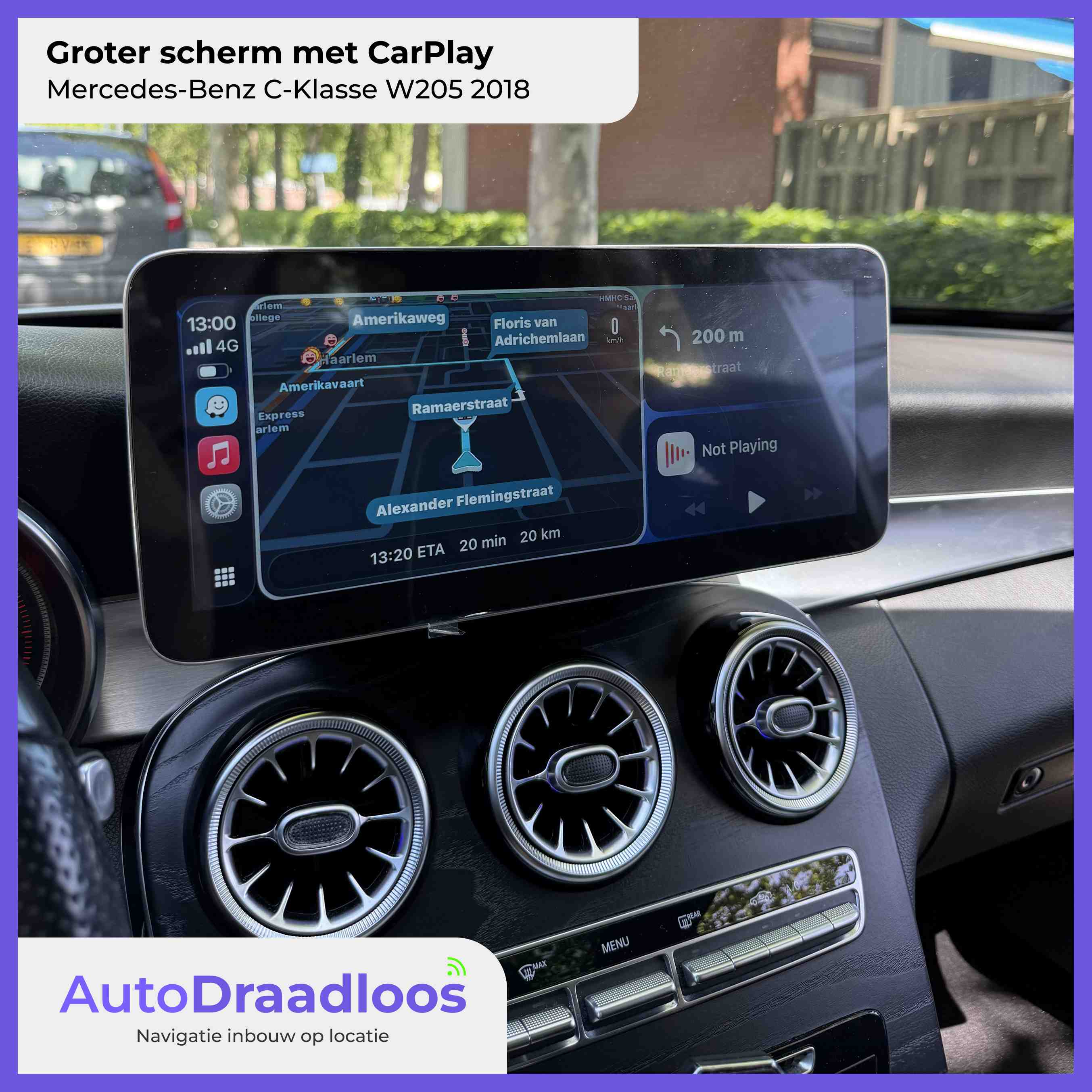 Apple CarPlay met groter scherm in een C-Klasse