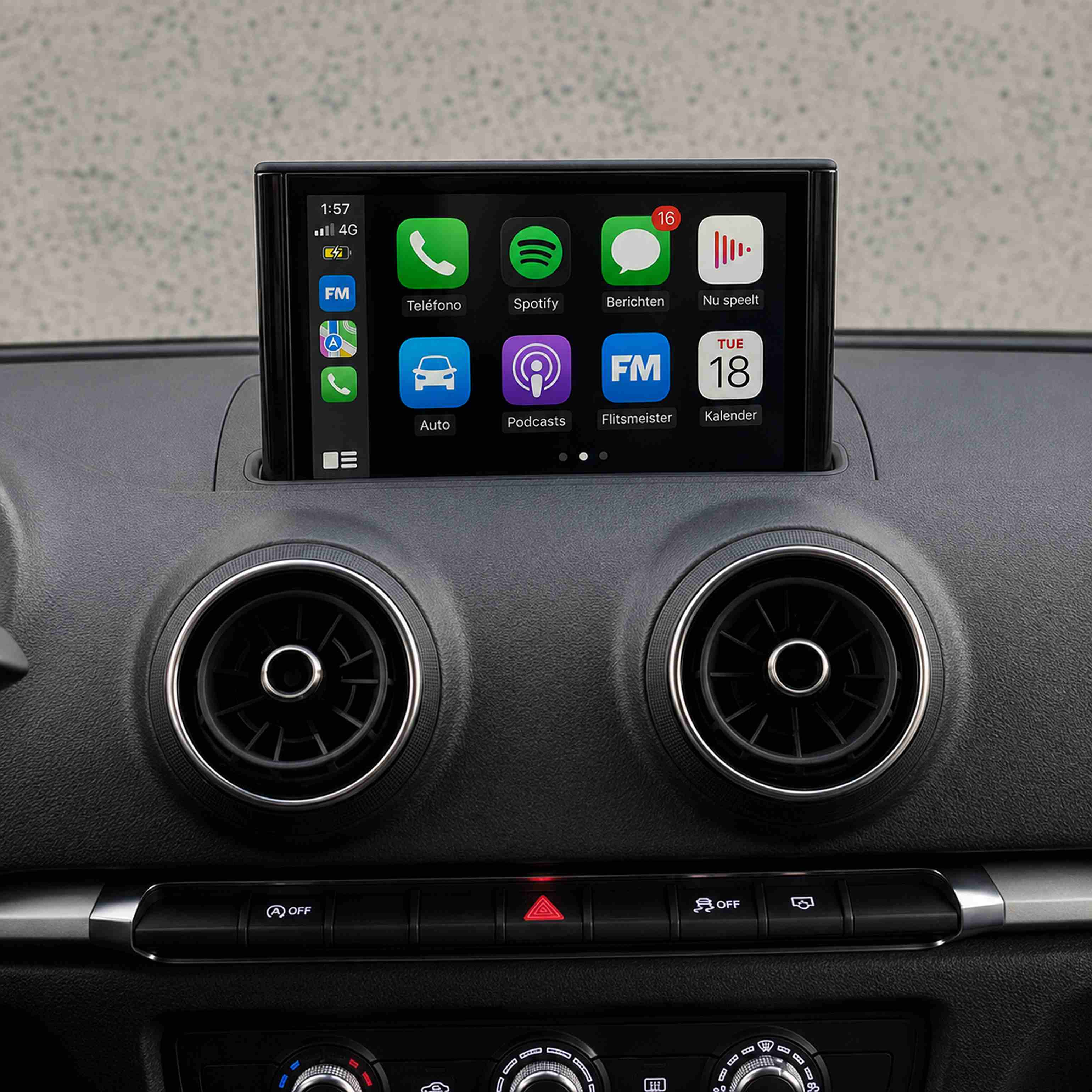 Apple CarPlay op het originele scherm van een Audi Apple CarPlay op het originele scherm van een Audi