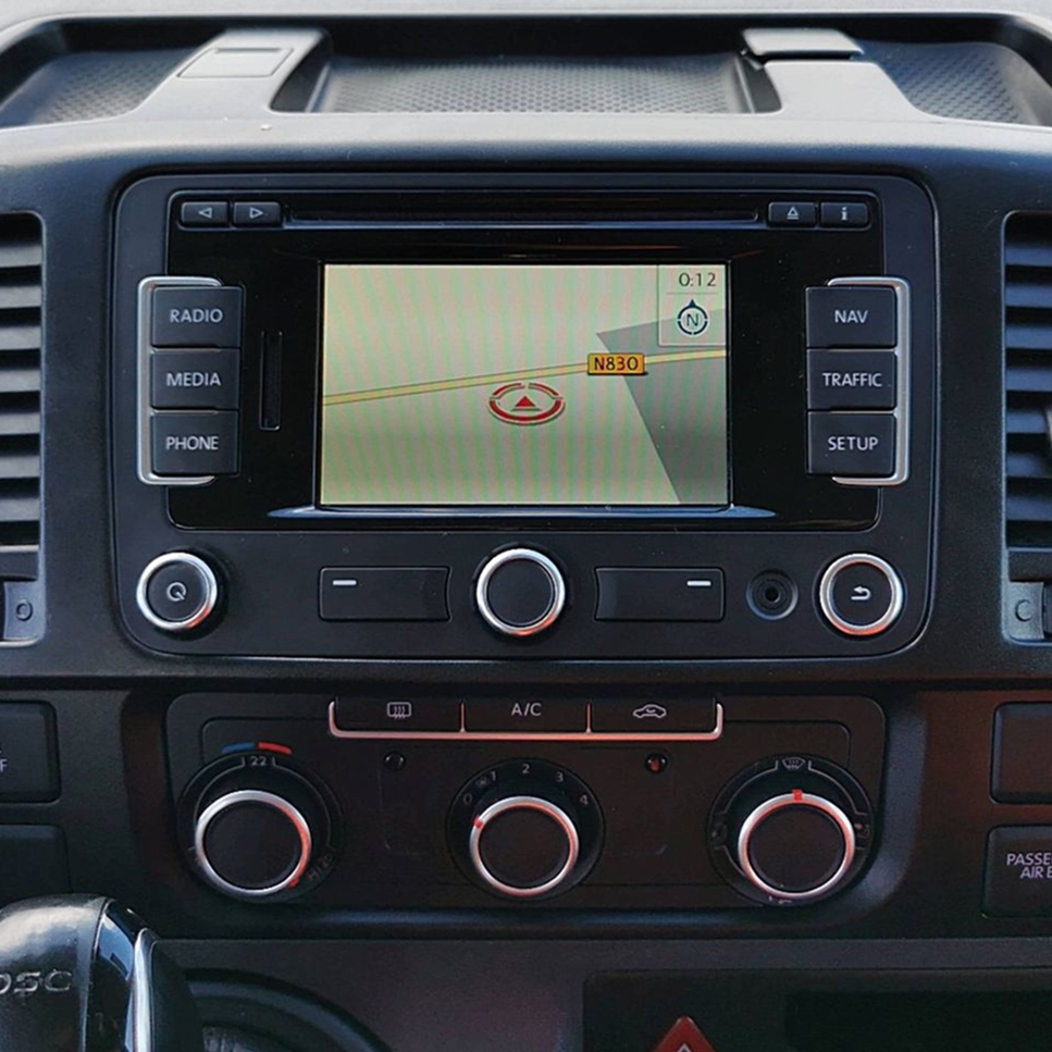 Origineel scherm zonder CarPlay in een Volkswagen
